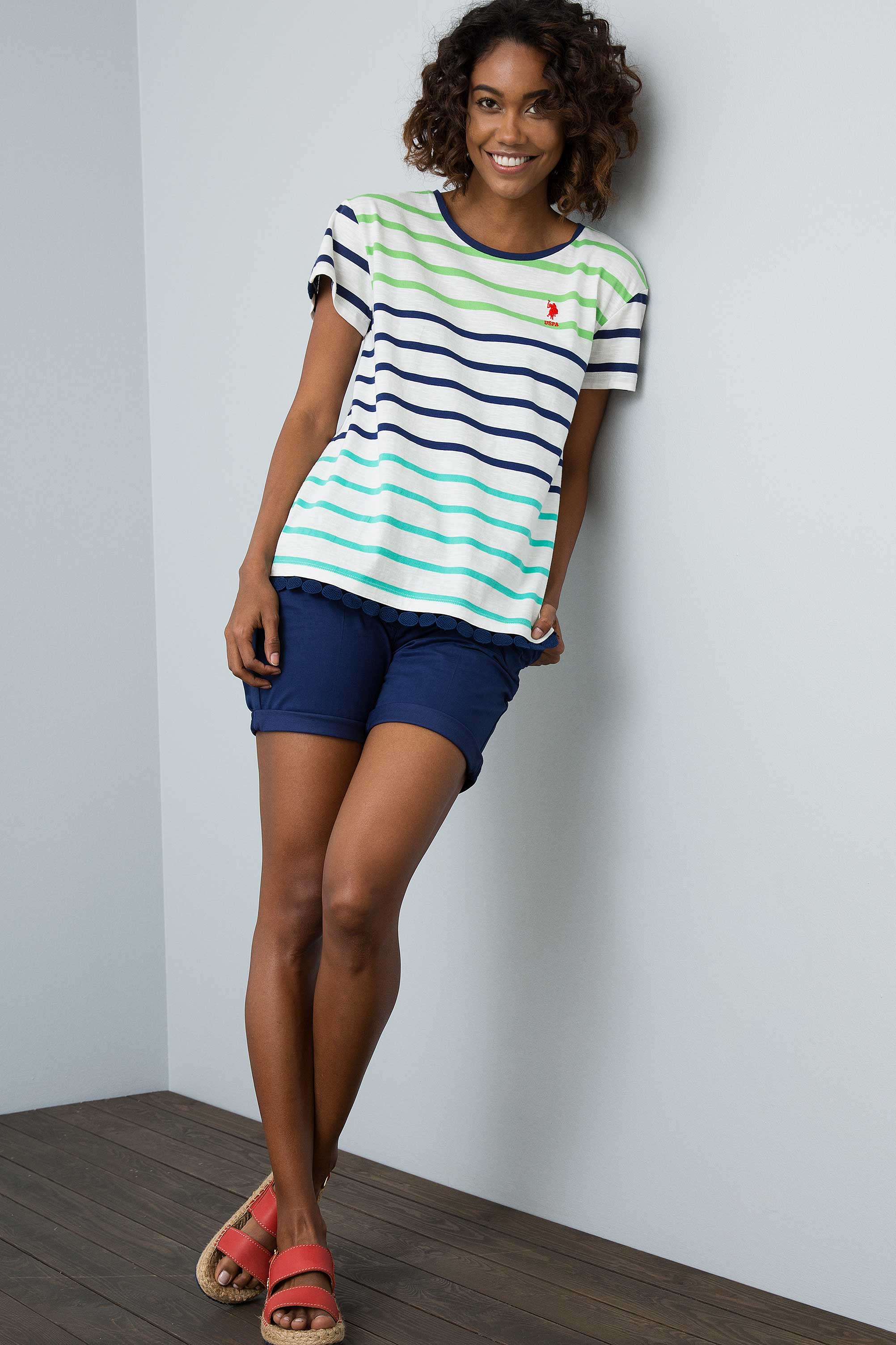 T-SHIRT A  COL ROND BLANC NURSE - Image 2